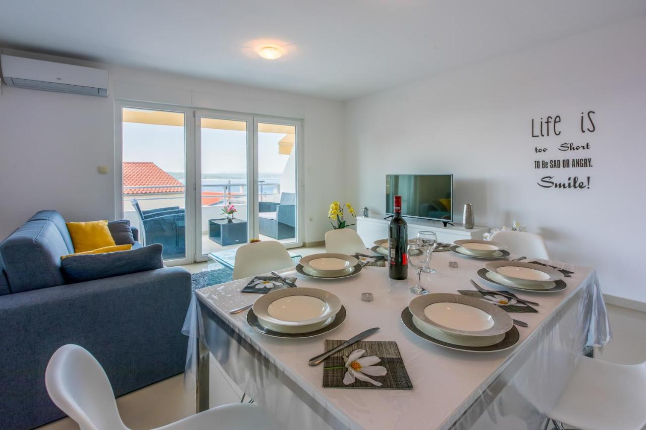 Apartmani Ilicevic Crikvenica Buitenkant foto