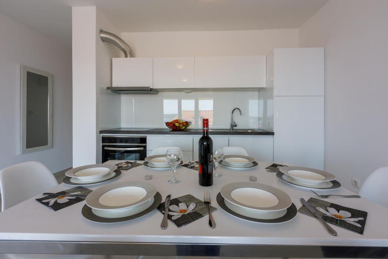 Apartmani Ilicevic Crikvenica Buitenkant foto