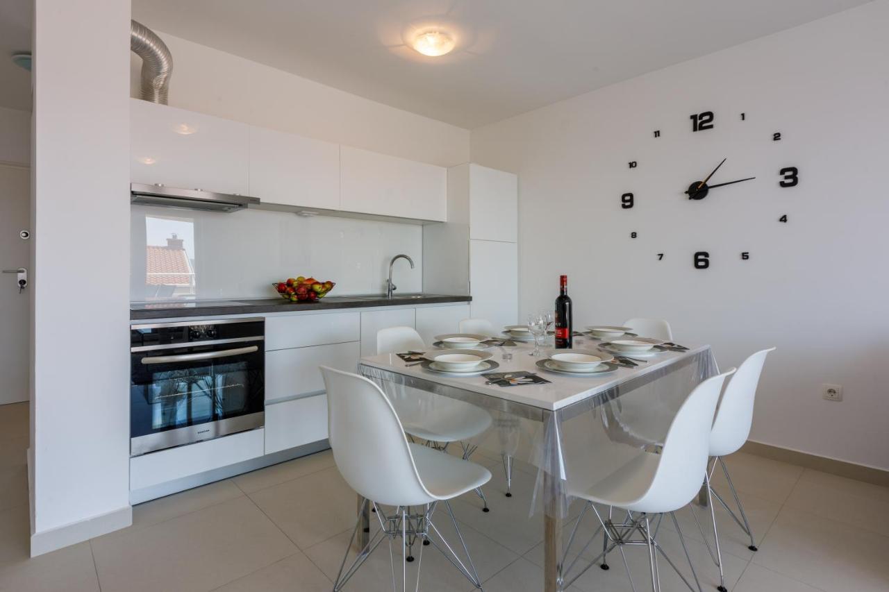 Apartmani Ilicevic Crikvenica Buitenkant foto